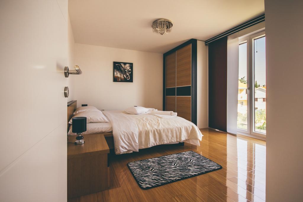 Opera Apartments Zadar Bagian luar foto