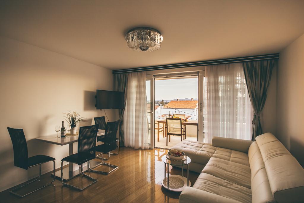 Opera Apartments Zadar Bagian luar foto